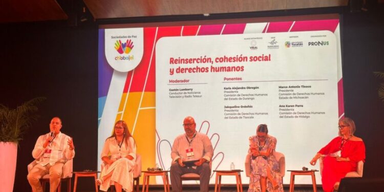 ombudsperson michoacano en cumbre Construyendo sociedades más justas y equitativas