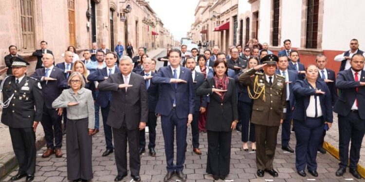 Alfonso Martínez encabeza recorrido en Bando Solemne por 259 Aniversario del Natalicio de Morelos