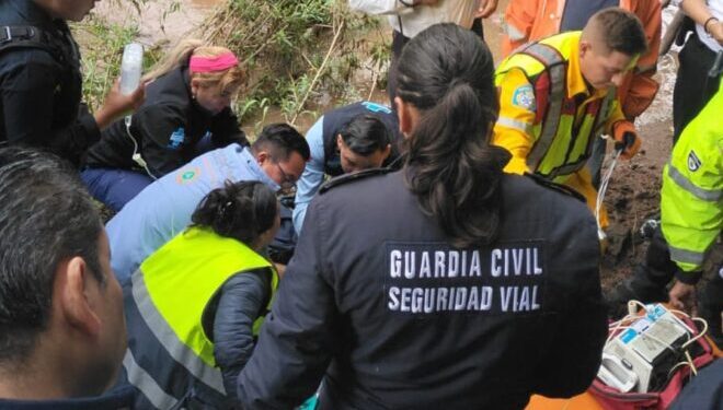 Rescatan a menor en el río Grande de Morelia