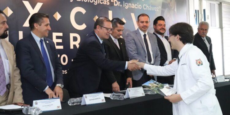 Facultad de Ciencias Médicas y Biológicas de la UMSNH líder a nivel nacional en Premios a la Excelencia: Secretario Académico-Morelia Informativo