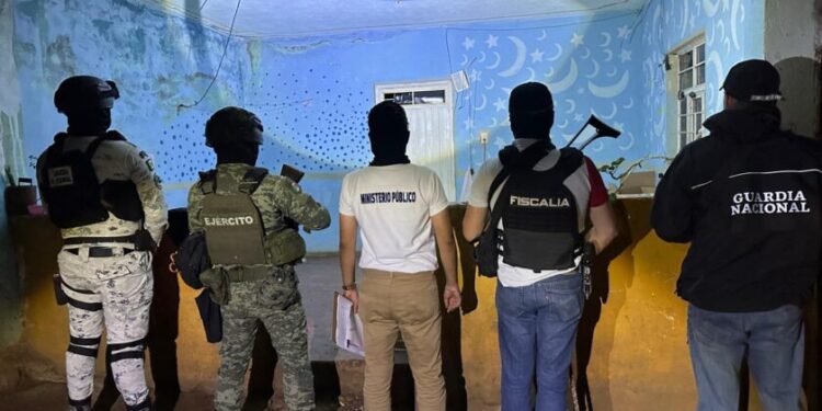 FGE asegura narcótico y un vehículo con alteraciones, en un cateo realizado en el municipio de Pátzcuaro