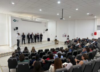 Capacitan a trabajadores del Colegio de Bachilleres en prevención del delito