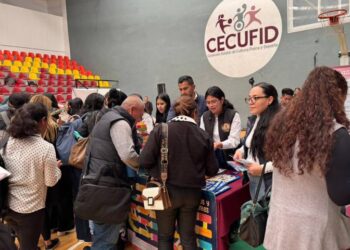 Participa FGE en el foro “Jalo a Decidir” con la instalación de un módulo informativo de prevención de la violencia