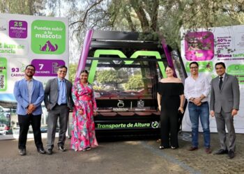 Gladyz Butanda comparte a universitarios los beneficios del teleférico de Morelia