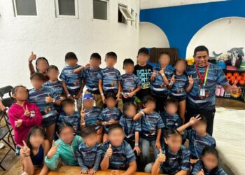 Equipo Changuitos-IMCUFIDE gana primer lugar en 3ra. Competencia Motivacional de Natación ‘Día de Muertos’
