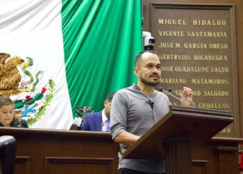 La dignidad y los derechos humanos al frente: Hugo Rangel presenta iniciativa de reforma para garantizar los derechos de la comunidad LGBTTIQ-Morelia Informativo