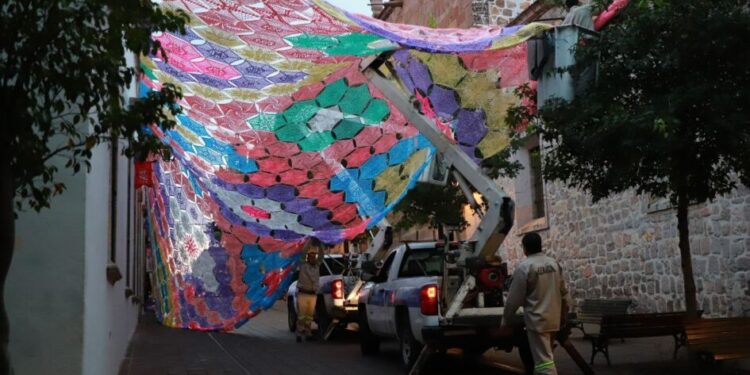Cielo Tejido ilumina el Andador Nigromante en honor a los bebés que partieron de forma inesperada-Morelia Informativo