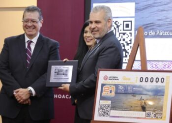 Develan Bedolla y la Lotería Nacional “cachito” conmemorativo por los 200 años de Michoacán-Morelia Informativo