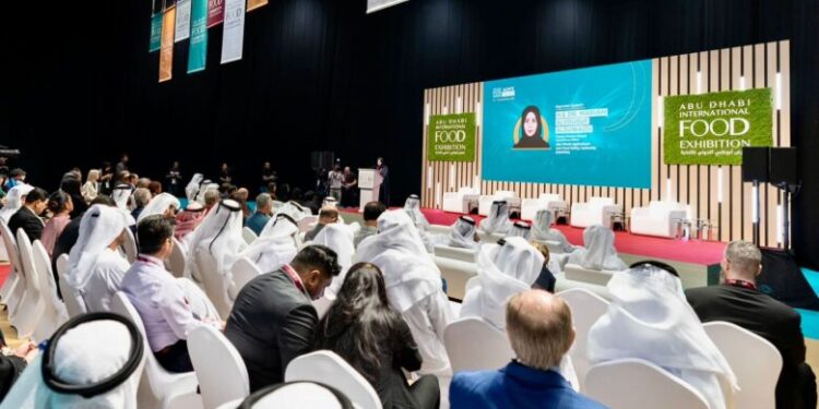 Últimos días para participar por una beca para viajar a Abu Dabi-Morelia Informativo