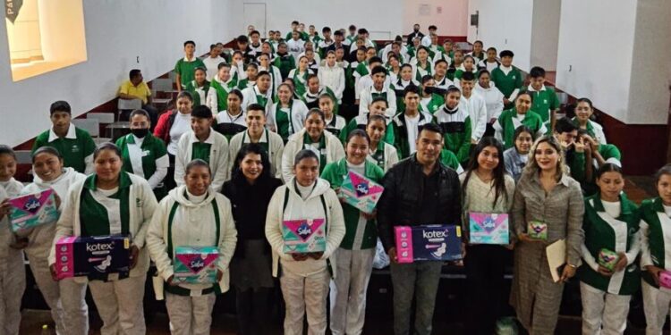 Conalep plantel Pátzcuaro garantiza acceso a una menstruación digna-Morelia Informativo
