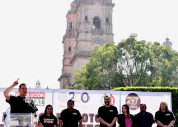 El camino de la lucha social son las instituciones: Memo Valencia