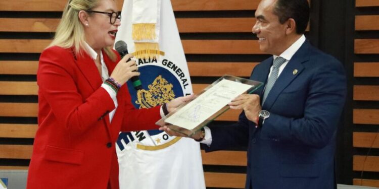 Avanza FGE en la recuperación de la credibilidad en la institución: ALS