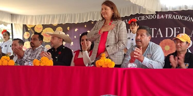 Regidora Lilia Barrera Echeverría invita a la Feria de las Flores de Cempasúchil en Tarímbaro 2024.