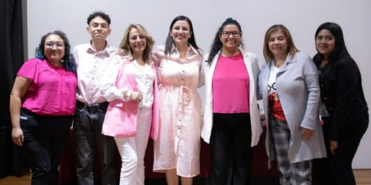 Concientiza Sedebi sobre importancia de pruebas de detección oportuna del cáncer de mama