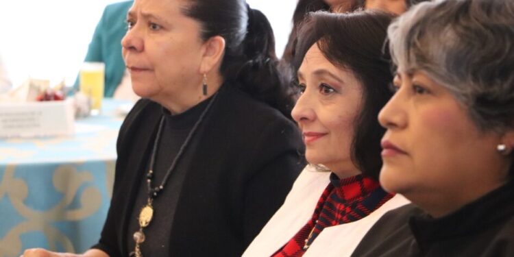 UTM presenta resultados de estadías ante sectores productivos y educativos