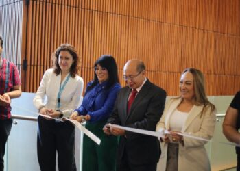 Celebra Vanhe Caratachea instalación de Salas de Audiencia enfocadas a la niñez