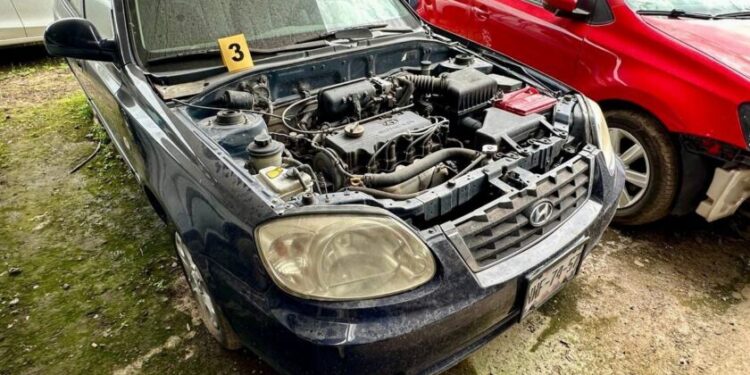 En cateo, asegura Fiscalía General tres vehículos con reporte de robo y alteraciones en sus medios de identificación-Morelia Informativo