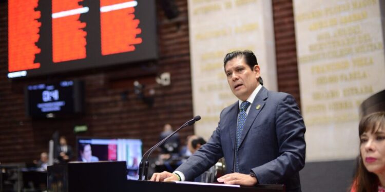 Propone Ernesto Núñez crear base de datos de telefonía celular, en México-Morelia Informativo