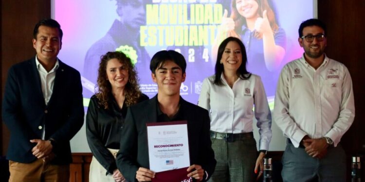 Apoyos y becas de movilidad para estudiantes continuarán para 2025, anuncia Iemsysem-Morelia Informativo
