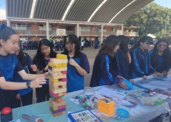 Participa FGE en feria de la salud instalada en una escuela secundaria de Villas del Pedregal, en Morelia-Morelia Informativo