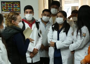 Estudiantes de Seguridad Pública y Ciencias Forenses, conocen de cerca el trabajo de la Fiscalía