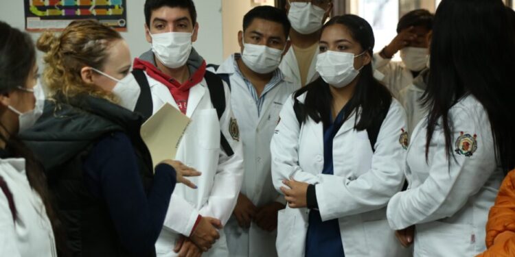 Estudiantes de Seguridad Pública y Ciencias Forenses, conocen de cerca el trabajo de la Fiscalía