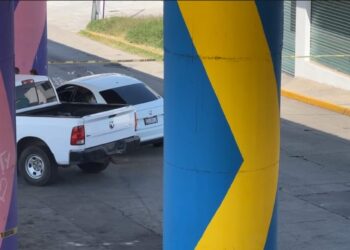 Balean a automovilista sobre el libramiento a la altura de Torreón Nuevo