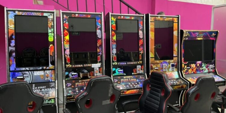 SSP y FGE aseguran 159 máquinas tragamonedas en Morelia