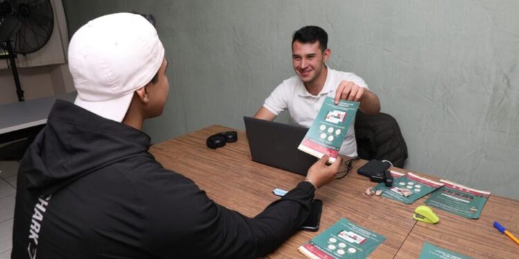 ¿Aún no cuentas con tu tarjeta IMSS Bienestar?, tramítala en el módulo ubicado en la UMSNH