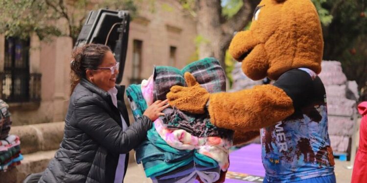 DIF Morelia invita a sumarse a la colecta de cobijas ‘Cobijemos Morelia 2024’