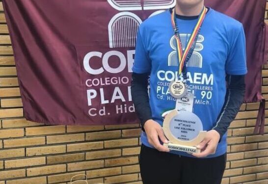 Alumno del Cobaem gana segundo lugar en competencia internacional de robótica