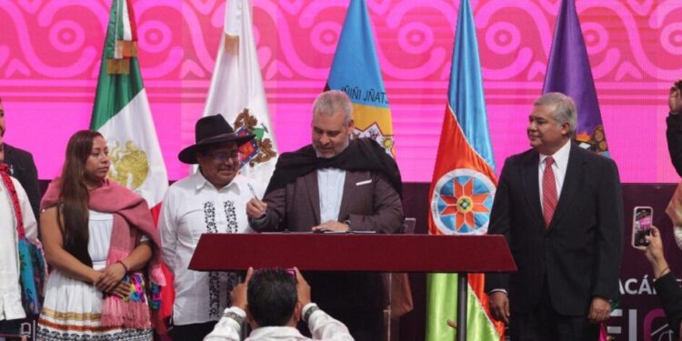 Congreso de Michoacán recibe iniciativa de Reforma en materia indígena