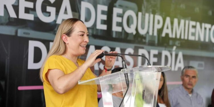 DIF Michoacán equipa casas de día para personas adultas mayores