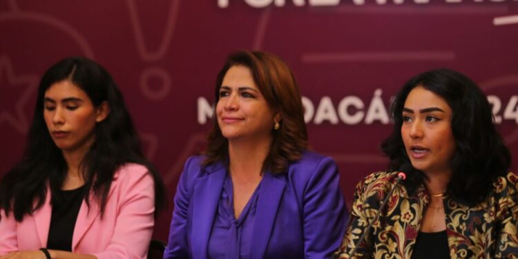 Respalda Fabiola Alanís organización del Congreso Juvenil por la Transformación