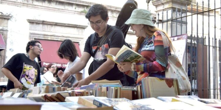 Descubre nuevas joyas literarias en la Feria del Libro de Ocasión, en Morelia