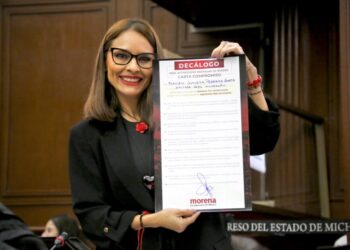 Se compromete Nalleli Pedraza con decálogo de Morena-Morelia Informativo