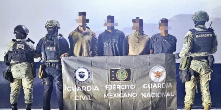 Agentes federales y estatales detienen a 4 personas con armamento en Apatzingán-Morelia Informativo