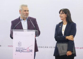 Renovación tecnológica en escuelas de Michoacán beneficiará a 65 mil estudiantes: Bedolla-Morelia Informativo