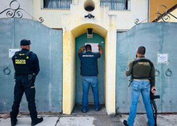 Fiscalía General realiza cateo en la colonia Lomas de Vista Bella; asegura vehículo con reporte de robo y narcótico-Morelia Informativo