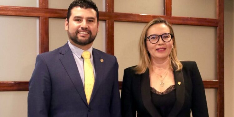Octavio Ocampo impulsa diálogo abierto y participativo en la reforma universitaria-Morelia Informativo