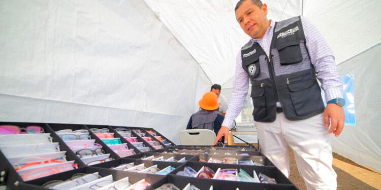 Arranca Barragán campaña de examen de la vista gratis y lentes a bajo costo