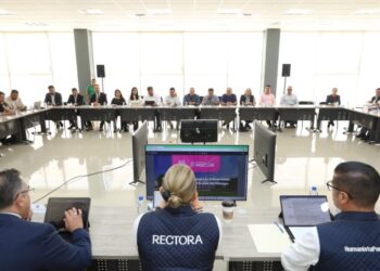 Rectora presenta a directoras y directores nicolaitas la iniciativa de reforma constitucional a la UMSNH