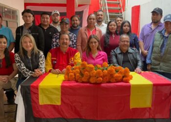 Celebra Reginaldo Sandoval organización política de Coordinadora Municipal del PT en Irimbo, Alina Terrazas