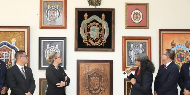 En la UMSNH debemos dejar legado que trascienda generaciones: Yarabí Ávila