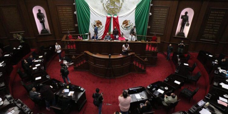 76 Legislatura aprueba Reforma Constitucional en materia de Bienestar-Morelia Informativo