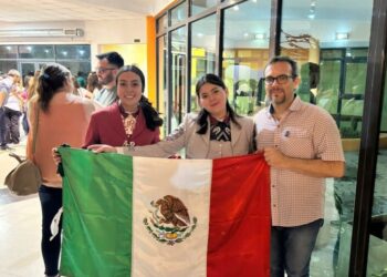 ¡Orgullo michoacano! Alumnas del Cecytem ganan máximo galardón en concurso de ciencia-Morelia Informativo