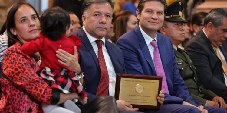 Reconoce Alfonso Martínez, al gremio turístico de Michoacán