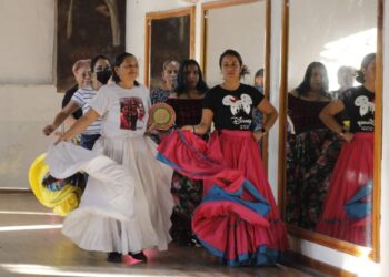 Inicia el 2025 desarrollando habilidades artísticas con talleres de la Casa de la Cultura