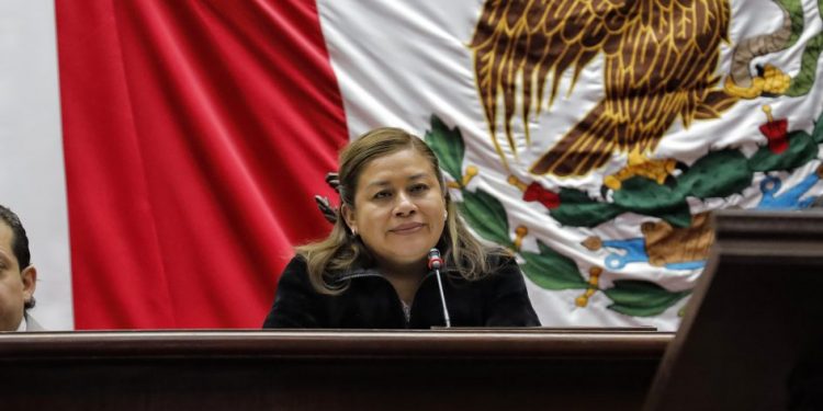 Propone Belinda Iturbide reforma para apoyar la autonomía económica de mujeres
