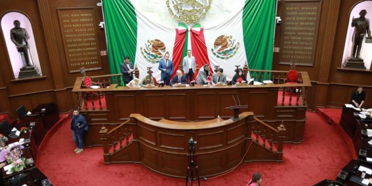 30 municipios más ya cuentan con Ley de Ingresos que atiende sus necesidades en 2025: 76 Legislatura